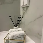 Lux *