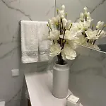 Lux *