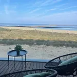 Lux *